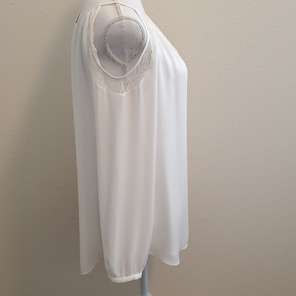 White House Black Market Long Sleeve Cold Shoulder Blouse In Ecru Size M - Picture 6 of 9